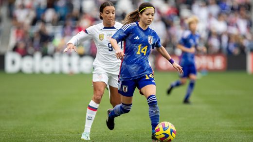 Mallory Swanson chasing down Yui Hasegawa during a match in the 2023 SheBelieves Cup. // Photo by Georgia Soares.